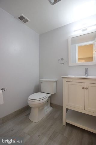 2391 CEDAR LN, Vienna, VA 22180