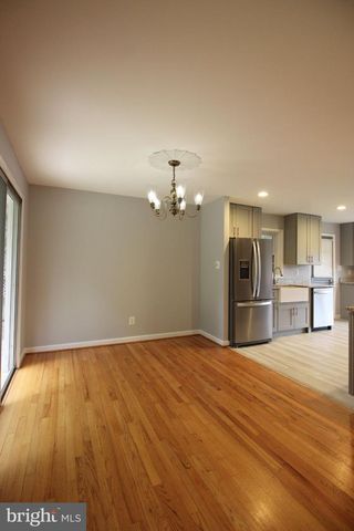 2391 CEDAR LN, Vienna, VA 22180