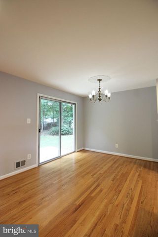 2391 CEDAR LN, Vienna, VA 22180