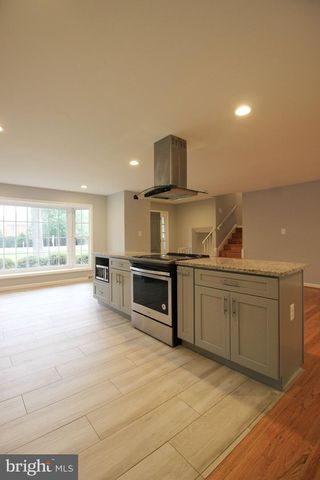 2391 CEDAR LN, Vienna, VA 22180