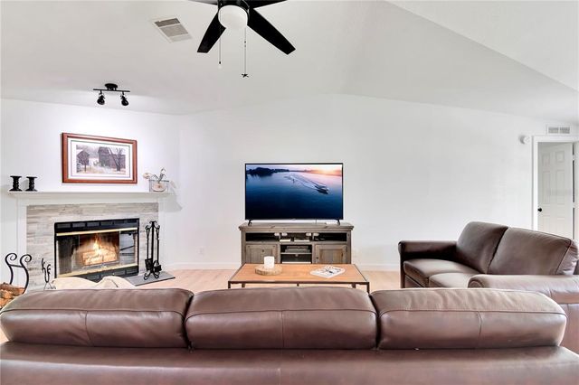 7495 W HIGHWAY 316, Reddick, FL 32686
