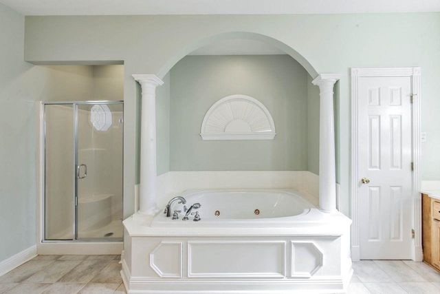 212 Davis Dr, Thibodaux, LA 70301