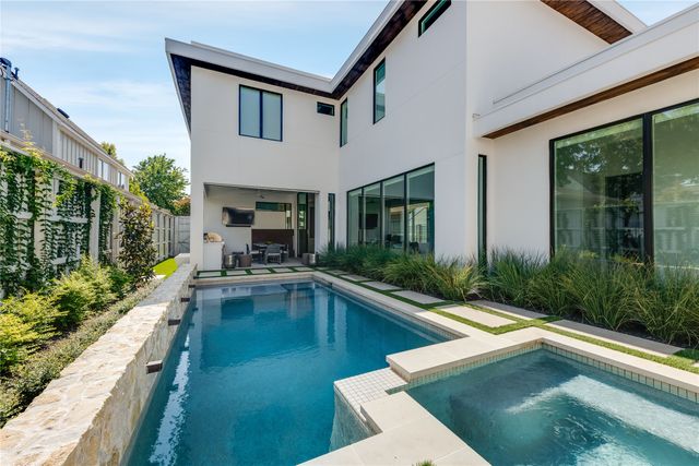 4635 Stanford Avenue, Dallas, TX 75209