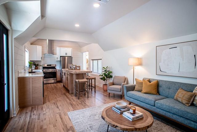 8344 Oldham Road, Kansas City, MO 64138