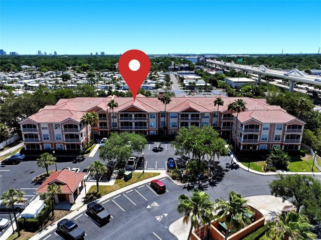 5000 CULBREATH KEY WAY 1-108, Tampa, FL 33611