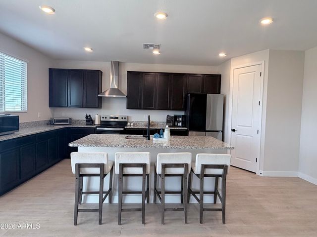 9324 S 30TH Lane, Laveen, AZ 85339