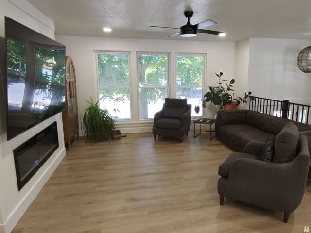 17 E MONTICELLO DR, Kaysville, UT 84037