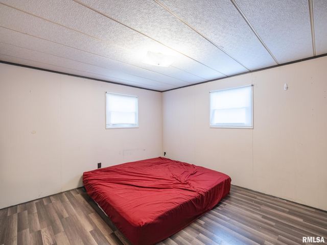 4516 W CRABTREE Court, Peoria, IL 61604