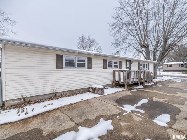 4516 W CRABTREE Court, Peoria, IL 61604