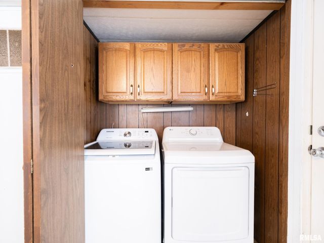 4516 W CRABTREE Court, Peoria, IL 61604