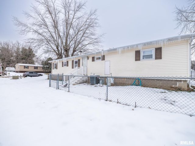 4516 W CRABTREE Court, Peoria, IL 61604