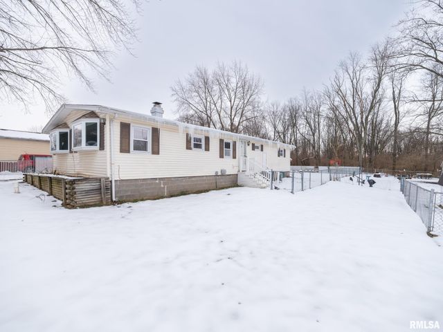 4516 W CRABTREE Court, Peoria, IL 61604