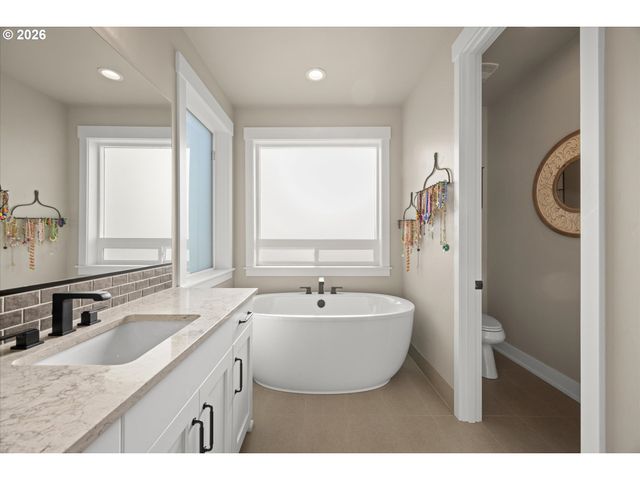 4407 Se 59TH Ave, Hillsboro, OR 97123