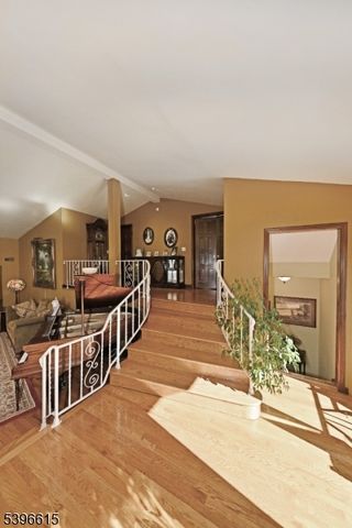 23 Halco Dr, Paramus Boro, NJ 07652