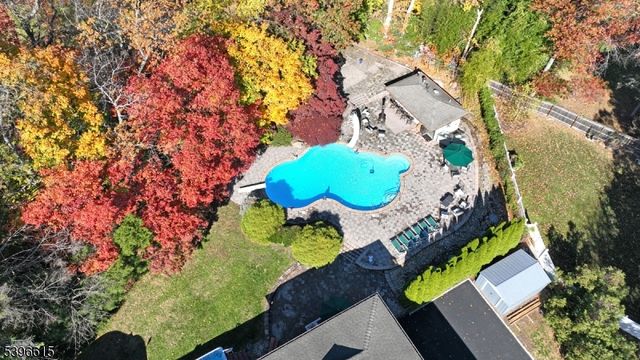 23 Halco Dr, Paramus Boro, NJ 07652