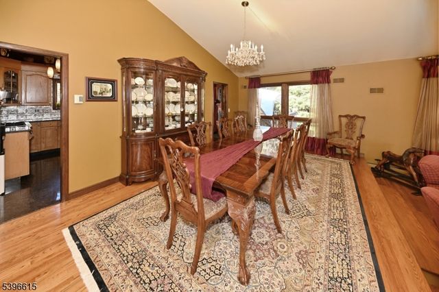 23 Halco Dr, Paramus Boro, NJ 07652