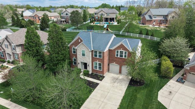 8640 Treeline Drive, Florence, KY 41042