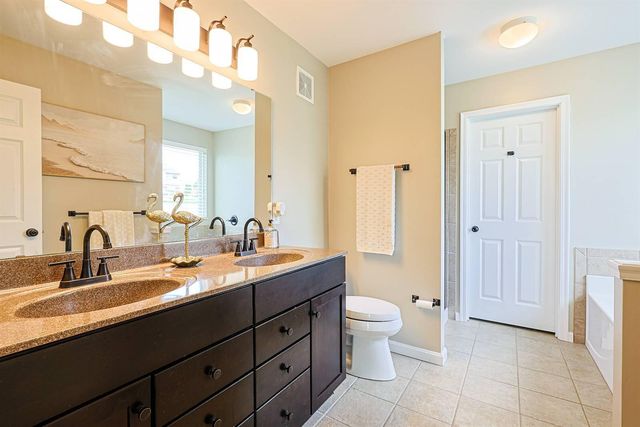 8640 Treeline Drive, Florence, KY 41042