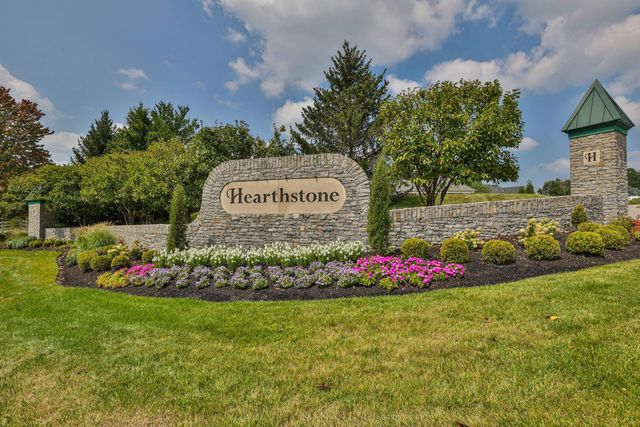 8640 Treeline Drive, Florence, KY 41042