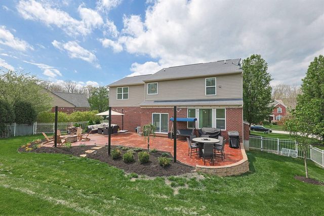 8640 Treeline Drive, Florence, KY 41042