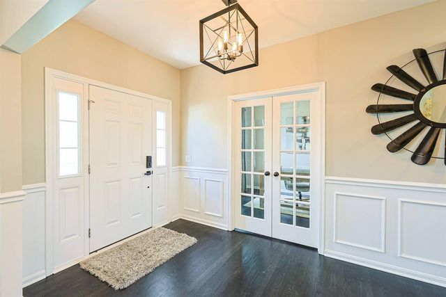 8640 Treeline Drive, Florence, KY 41042