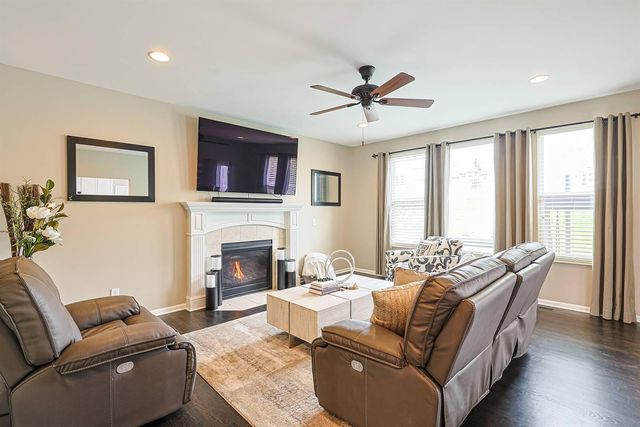 8640 Treeline Drive, Florence, KY 41042