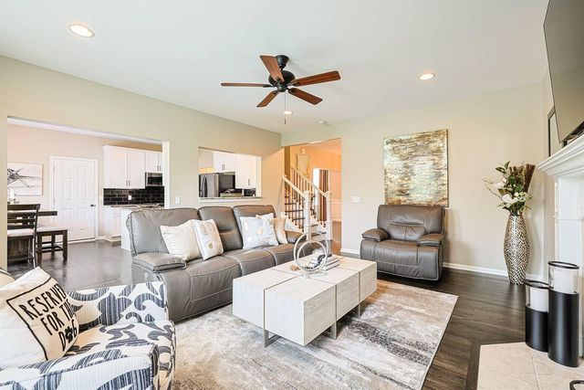 8640 Treeline Drive, Florence, KY 41042