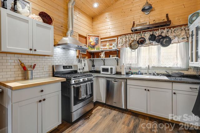 364 Haywood Road, Dillsboro, NC 28725