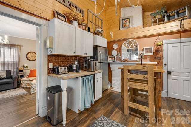 364 Haywood Road, Dillsboro, NC 28725