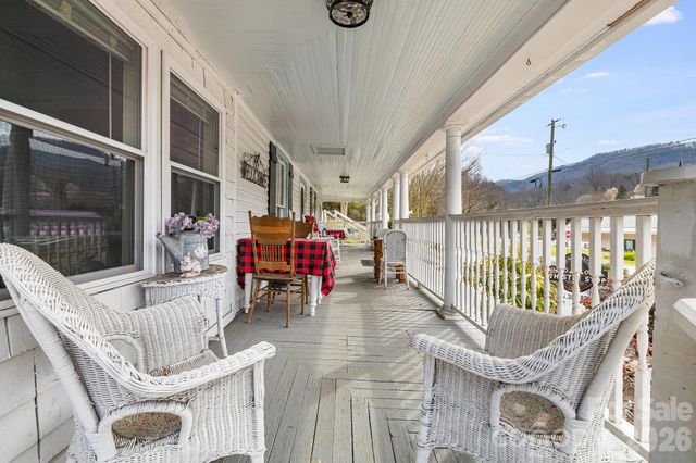 364 Haywood Road, Dillsboro, NC 28725
