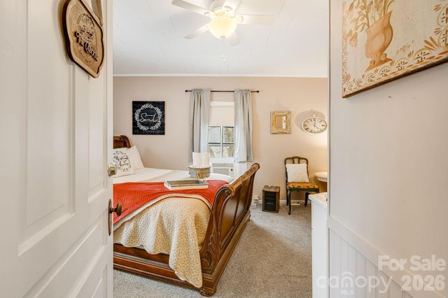 364 Haywood Road, Dillsboro, NC 28725