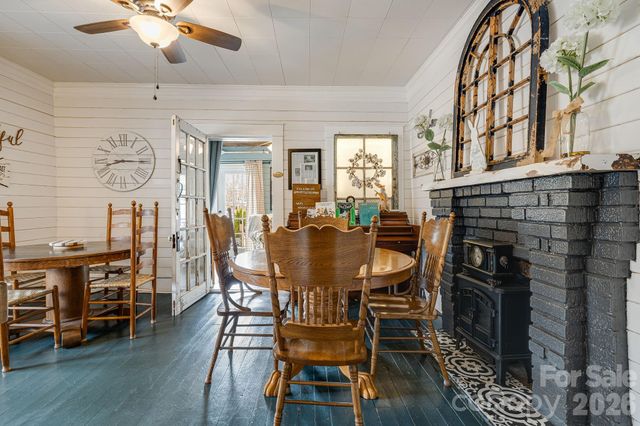 364 Haywood Road, Dillsboro, NC 28725