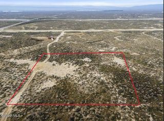 Vic Avenue F14 20 Stw, Lancaster, CA 93536