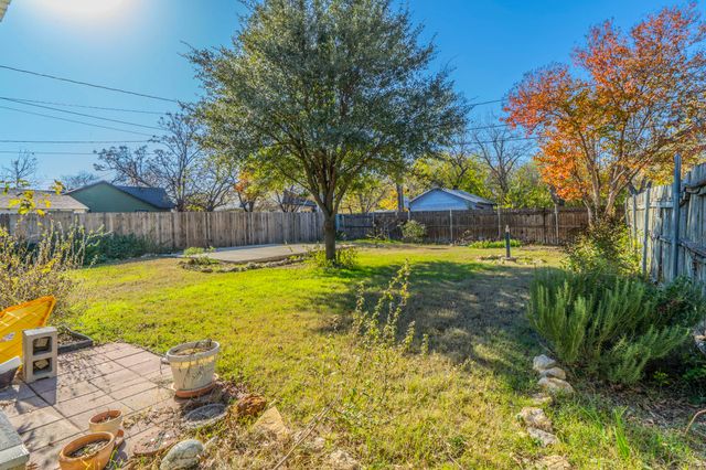 3224 S Adams Street, Fort Worth, TX 76110