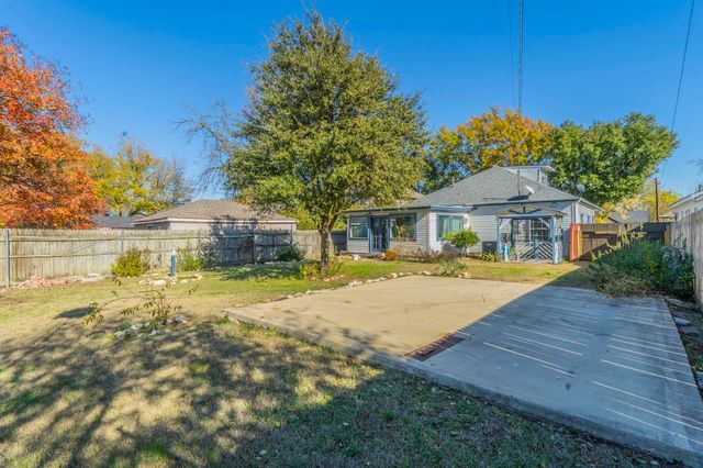 3224 S Adams Street, Fort Worth, TX 76110