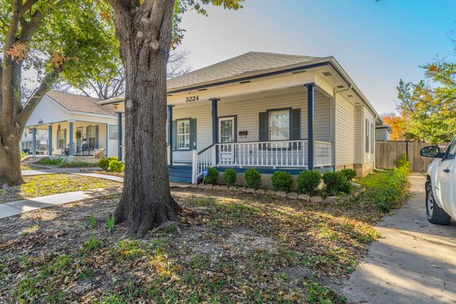 3224 S Adams Street, Fort Worth, TX 76110