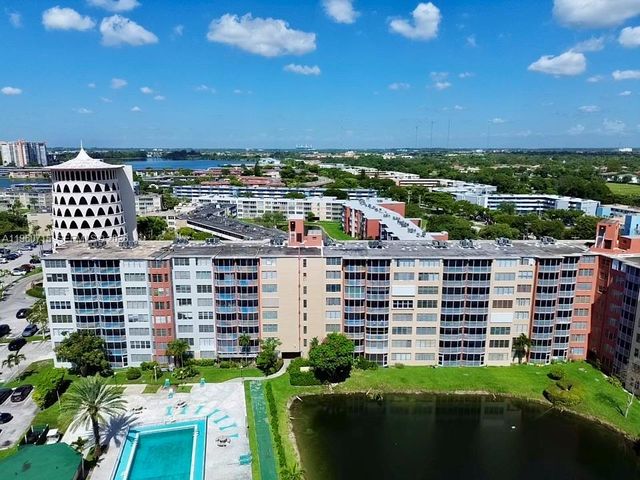 1770 NE 191st St 717-1, Miami, FL 33179