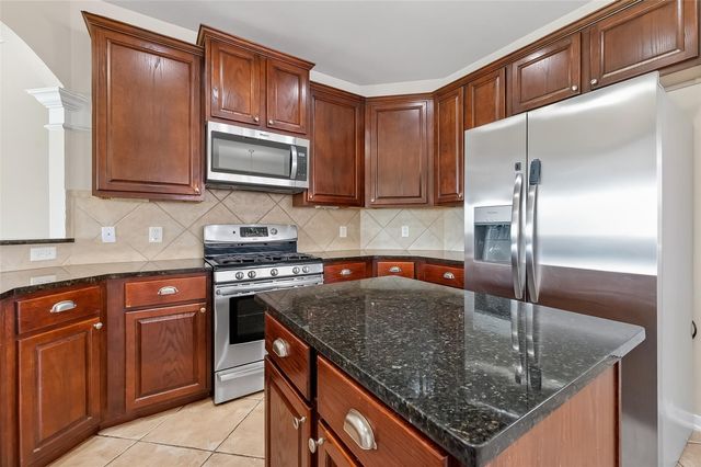 22007 Castle Hawk Trail, Richmond, TX 77407