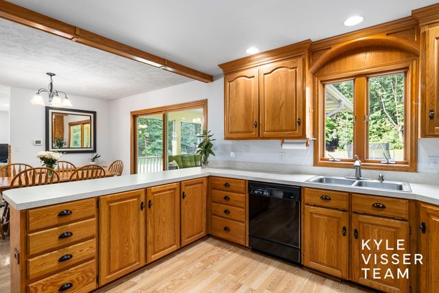 1873 Grand River Drive Ne, Ada Twp, MI 49301