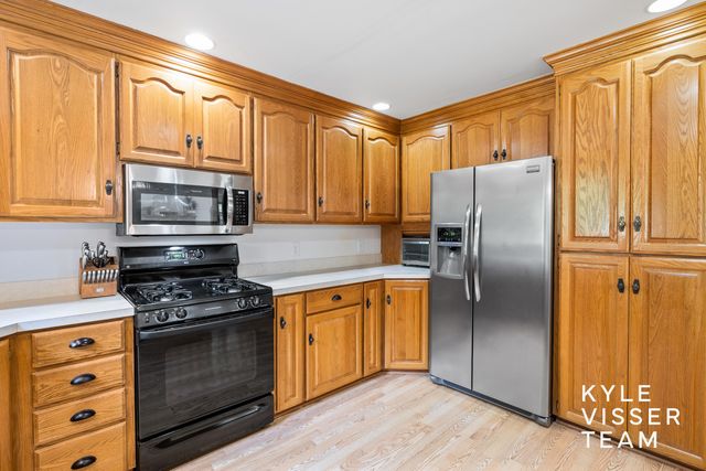 1873 Grand River Drive Ne, Ada Twp, MI 49301
