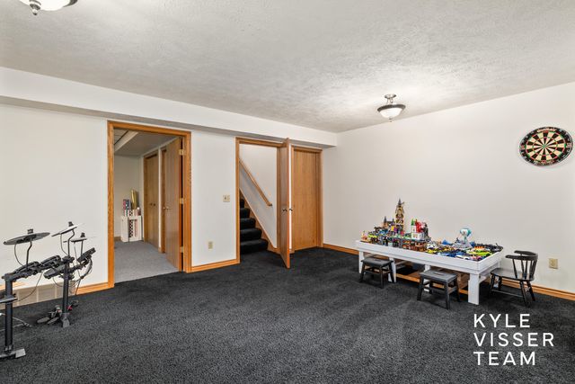 1873 Grand River Drive Ne, Ada Twp, MI 49301
