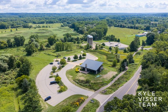 1873 Grand River Drive Ne, Ada Twp, MI 49301