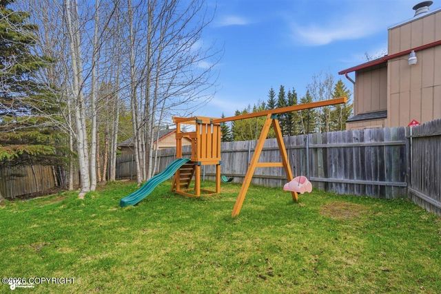 11710 Suncrest Circle, Anchorage, AK 99515