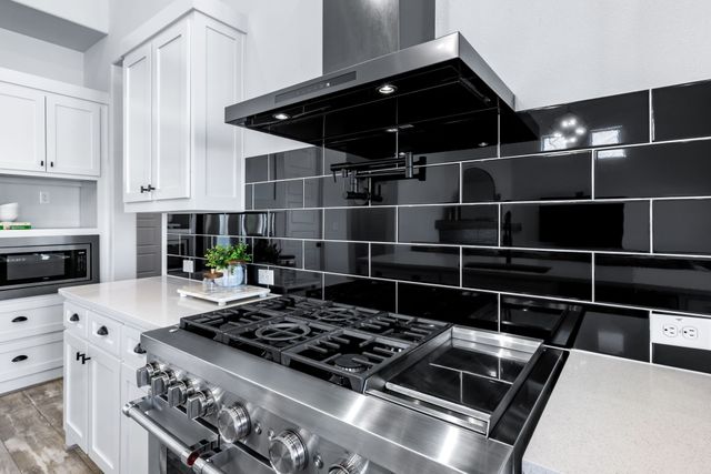 309 Calmwater Cove, Mckinney, TX 75071