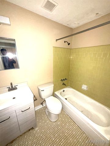 6265 Wares Ferry Road, Montgomery, AL 36117