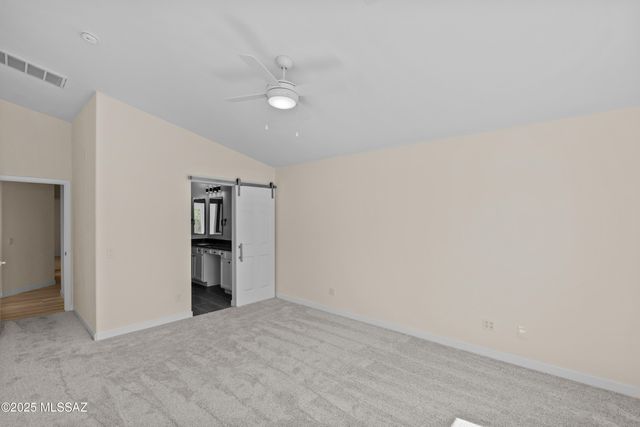 1993 E Desert Lark Pass, Green Valley, AZ 85614