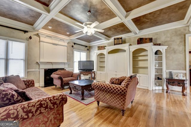 8910 Pinehurst Cove, Duluth, GA 30097