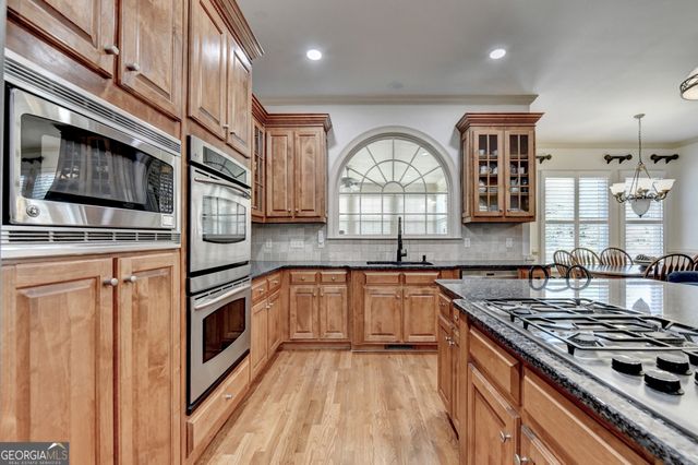 8910 Pinehurst Cove, Duluth, GA 30097