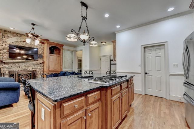 8910 Pinehurst Cove, Duluth, GA 30097