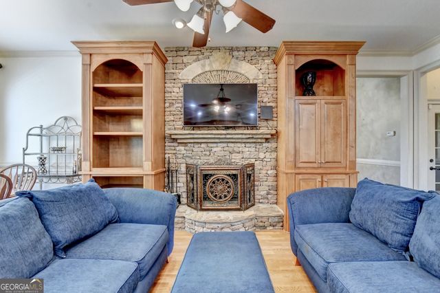 8910 Pinehurst Cove, Duluth, GA 30097